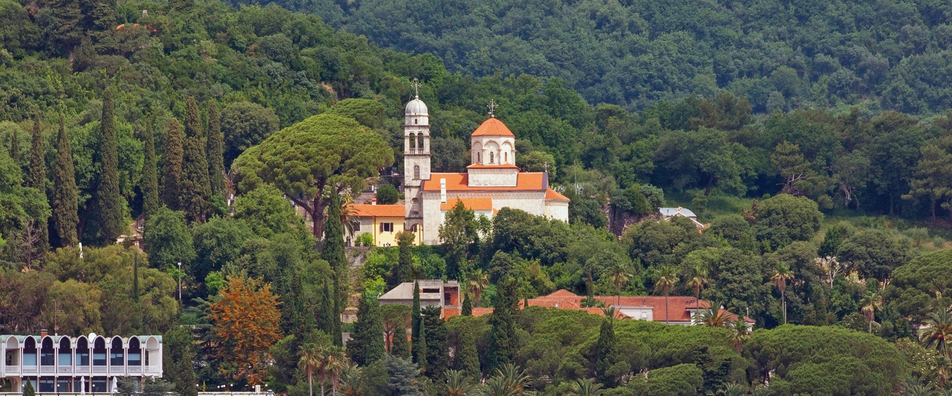 Черногорские монастыри: высоко, близко к небу